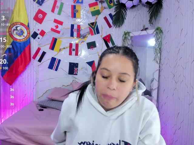 Candyy-tay1