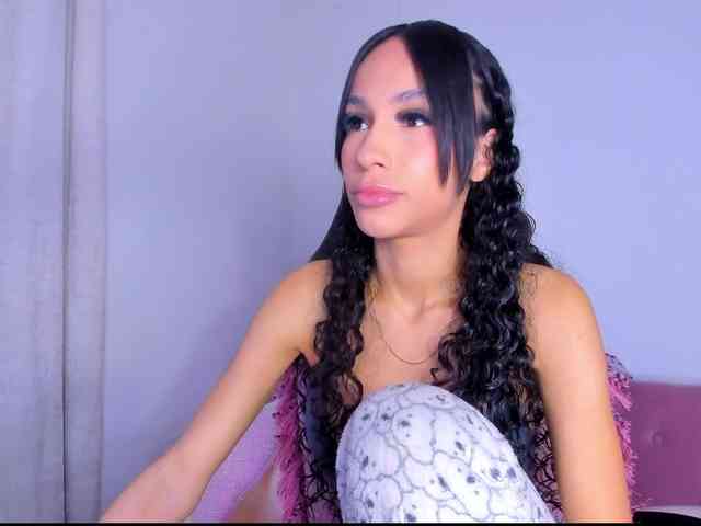 MiaaLove6969 webcam