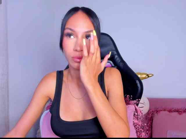 MiaaLove6969 webcam