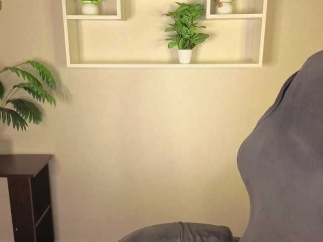 le modèle JennieHunter est en webcam porno dans un show sur le site bongacams, il possède les tags suivants: White/Caucasian,Redhead,Shaved