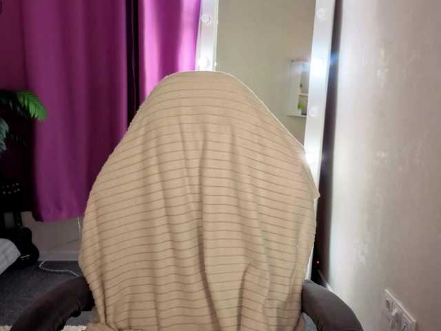 JennieHunter live cam on BongaCams
