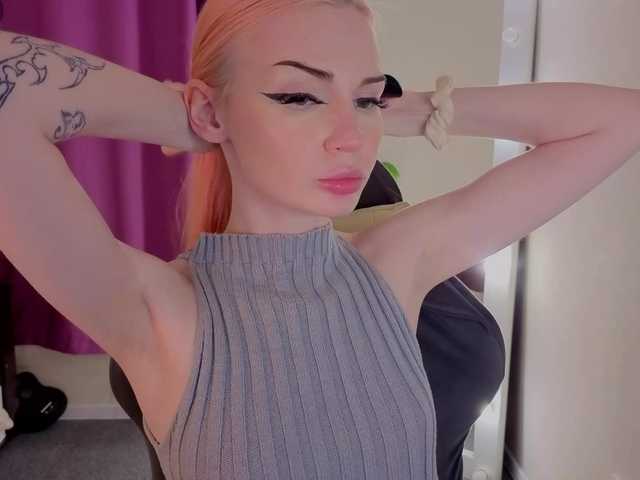 JennieHunter live cam on BongaCams