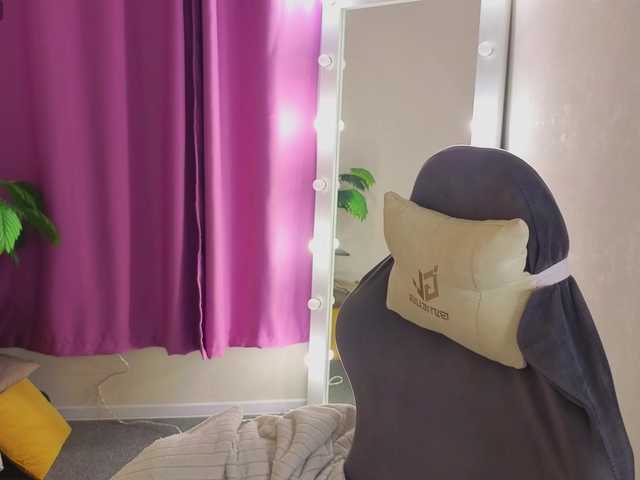 JennieHunter live cam on BongaCams