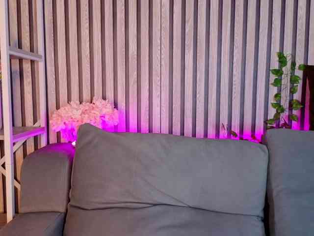 Модель: JennieHunter