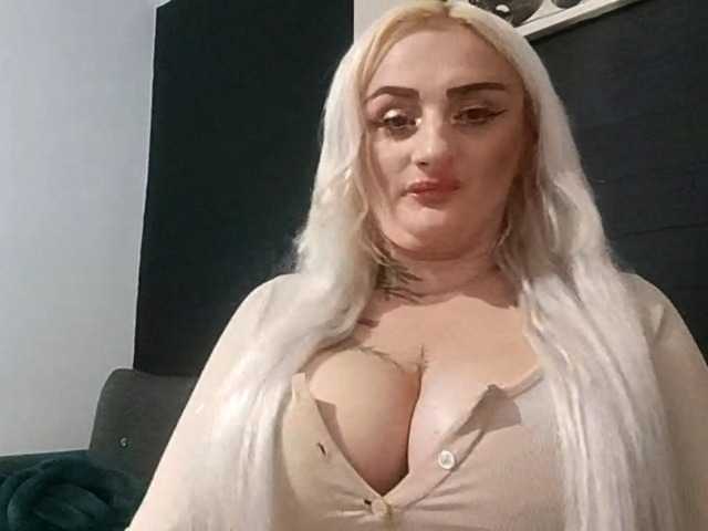 AnastasiaBlond live cam on BongaCams