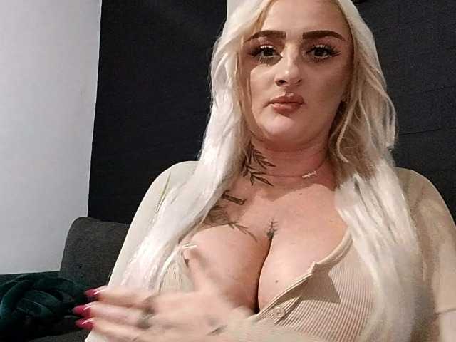 AnastasiaBlond