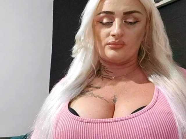 AnastasiaBlond live webcam show