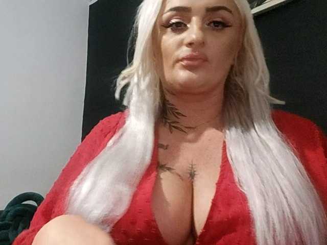 AnastasiaBlond live cam on BongaCams