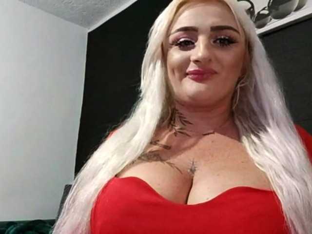 AnastasiaBlond live cam on BongaCams