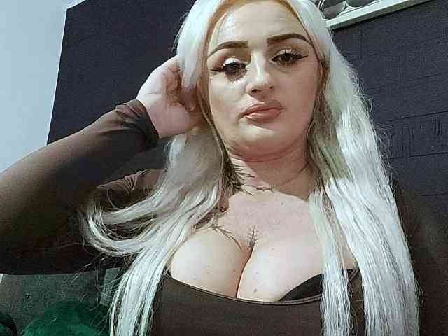 Modella: AnastasiaBlond