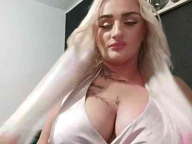 AnastasiaBlond Live Webcam on BongaCams