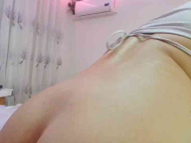 blondevelvet42 webcam