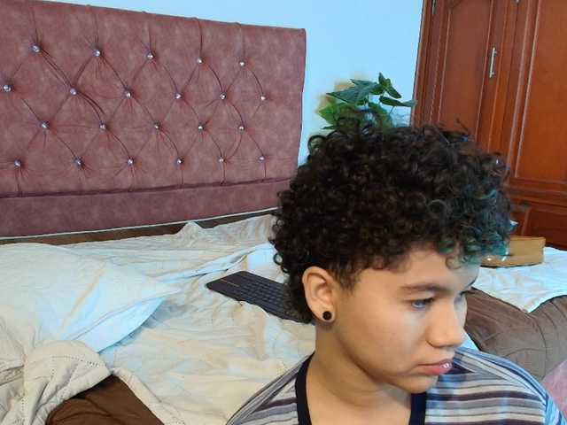 azul--honey live cam on BongaCams