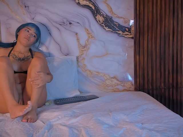 azul--honey's BongaCams show and profile