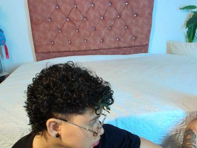 azul--honey live cam on BongaCams