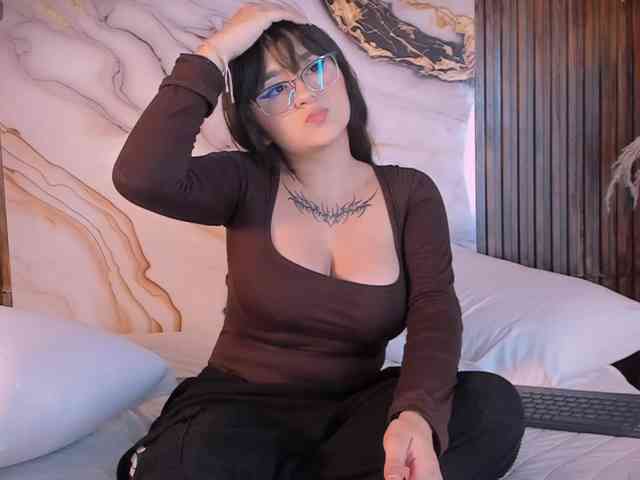 Model: azul--honey