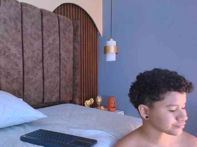 azul--honey live couple cam on bongacams