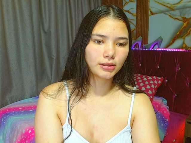 lizziesweets live cam on BongaCams