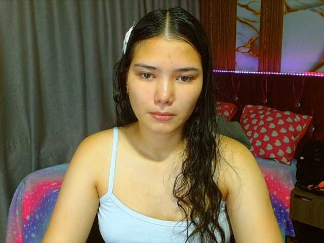 lizziesweets live cam on BongaCams