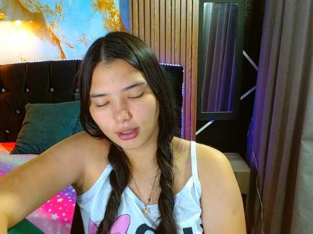 lizziesweets live cam on BongaCams
