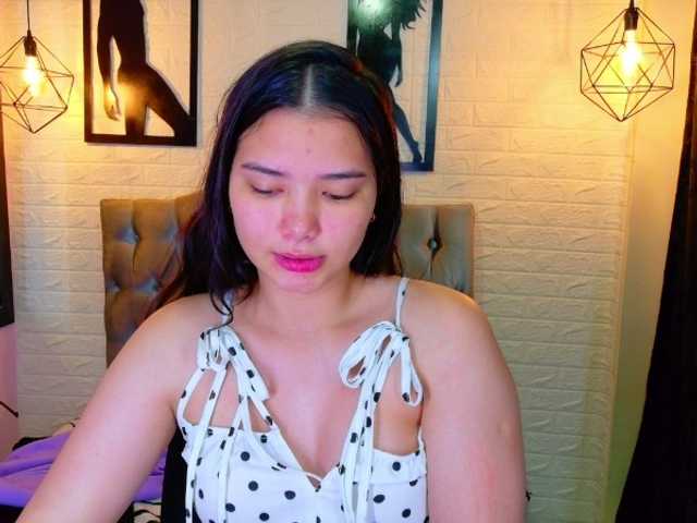 lizziesweets live cam on BongaCams