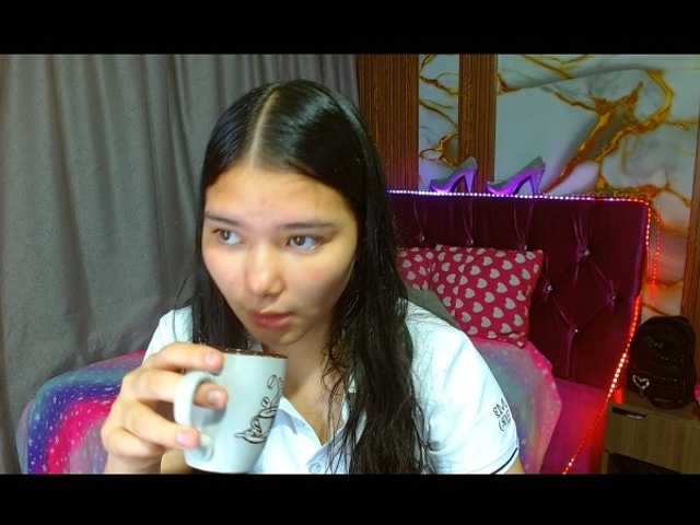 lizziesweets live cam on BongaCams
