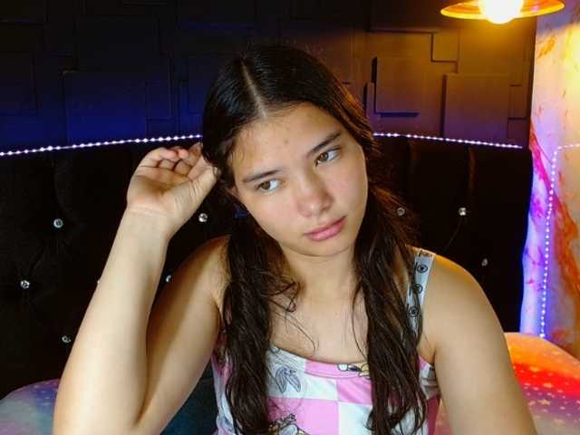 lizziesweets live cam on BongaCams
