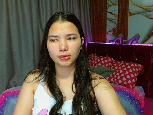 lizziesweets live cam on BongaCams