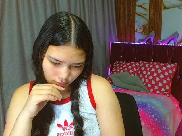 lizziesweets live cam on BongaCams
