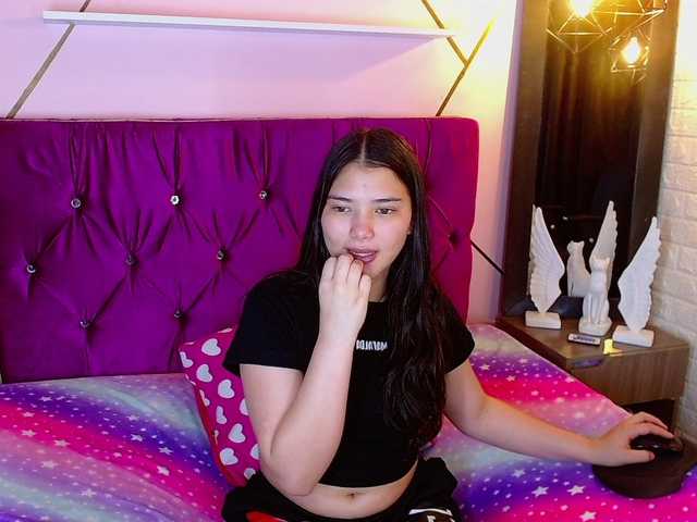 lizziesweets live cam on BongaCams