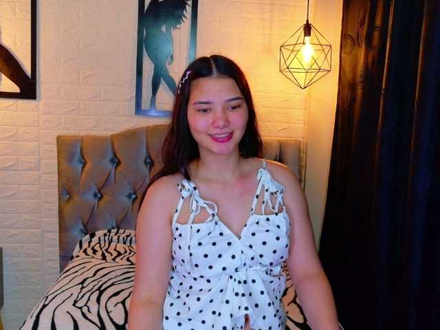 lizziesweets live cam on BongaCams