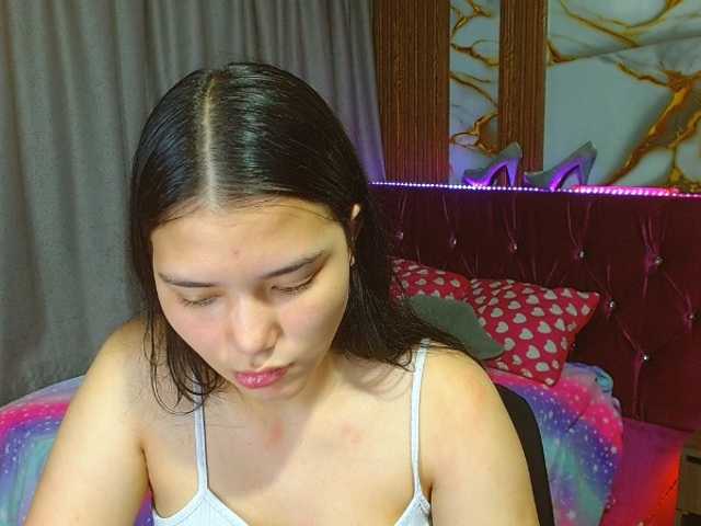 lizziesweets live cam on BongaCams