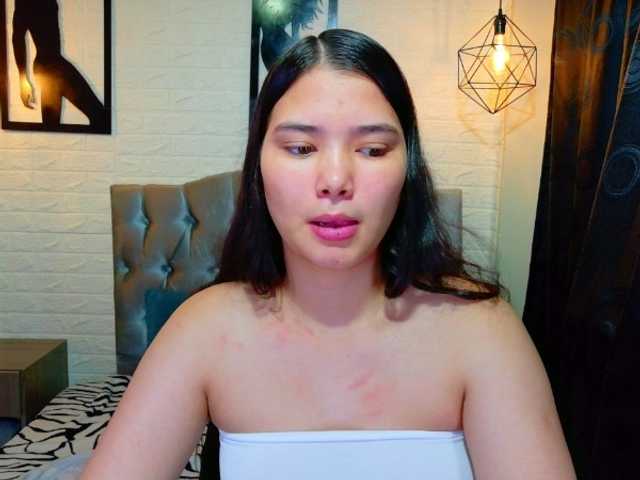lizziesweets live cam on BongaCams