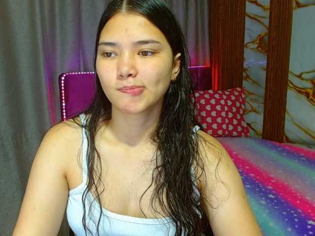 lizziesweets live cam on BongaCams