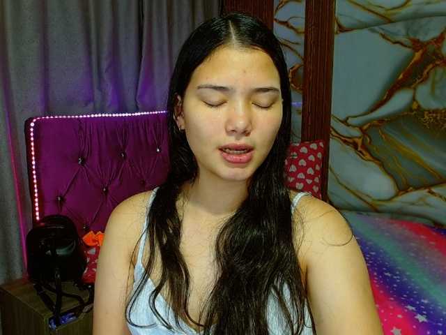 lizziesweets live cam on BongaCams