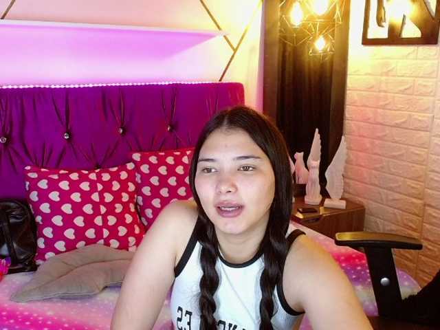 lizziesweets live cam on BongaCams
