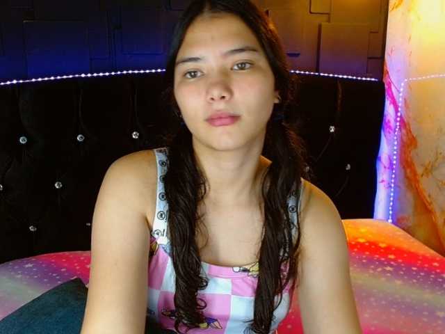 lizziesweets live cam on BongaCams