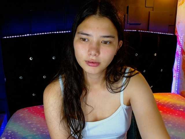 lizziesweets live cam on BongaCams