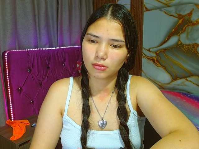 lizziesweets live cam on BongaCams