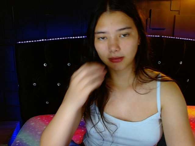 lizziesweets live cam on BongaCams