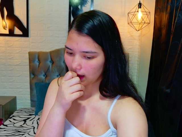 lizziesweets live cam on BongaCams