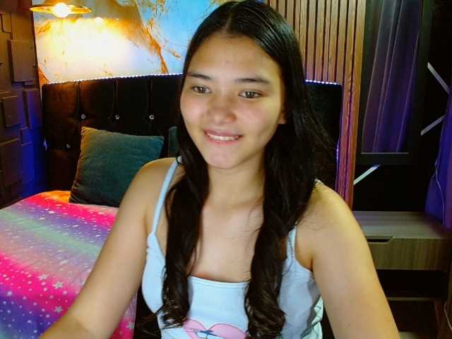 lizziesweets live cam on BongaCams