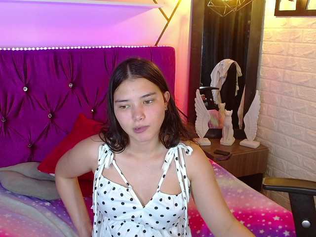 lizziesweets live cam on BongaCams