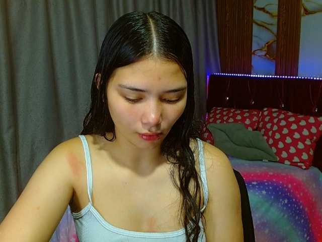 lizziesweets live cam on BongaCams