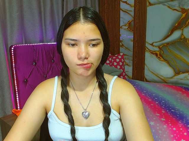 lizziesweets live cam on BongaCams