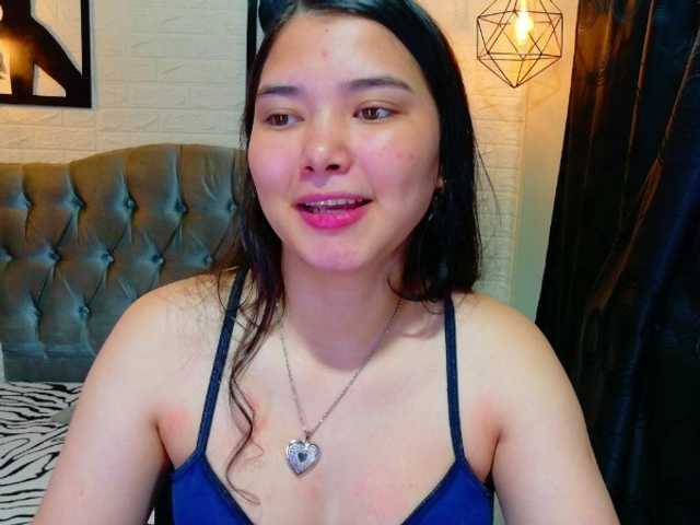 lizziesweets live cam on BongaCams
