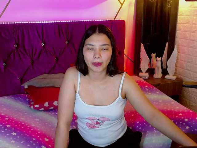 lizziesweets live cam on BongaCams