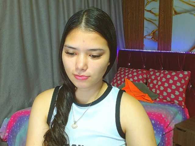 lizziesweets live cam on BongaCams