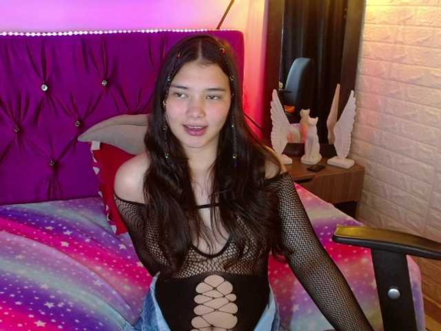 lizziesweets live cam on BongaCams