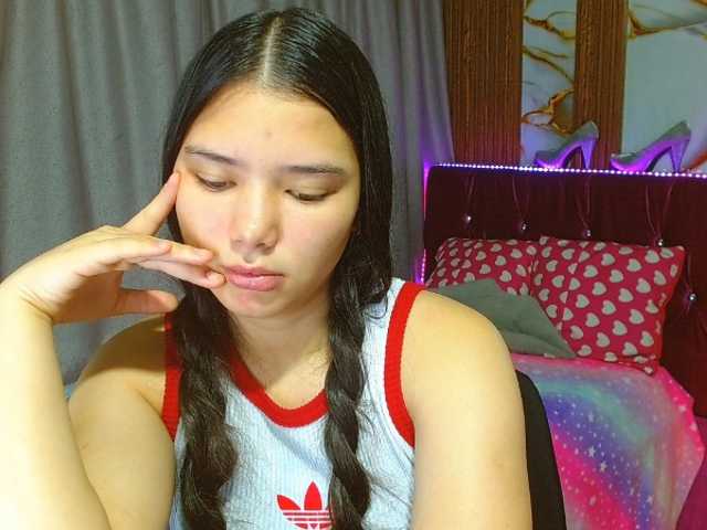 lizziesweets live cam on BongaCams